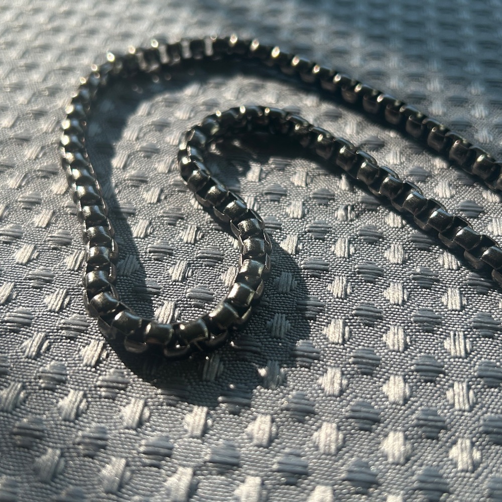 Stylish black metal Necklace
